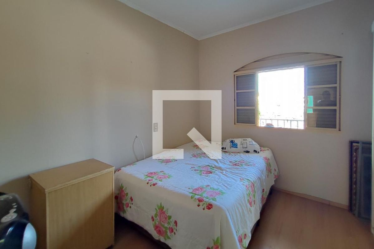 Casa à Venda - Jardim do Lago, 4 Quartos,  208 m2 em , Campinas - sp | SoloBR