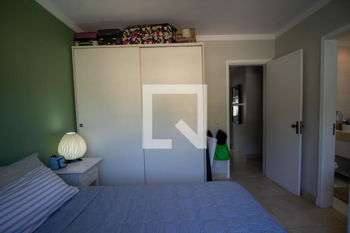 Casa, 4 quartos, 200 m² - Foto 42