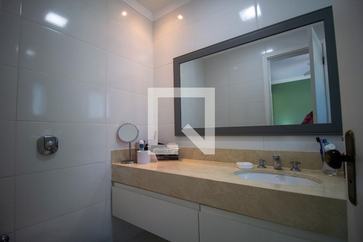 Casa, 4 quartos, 200 m² - Foto 44