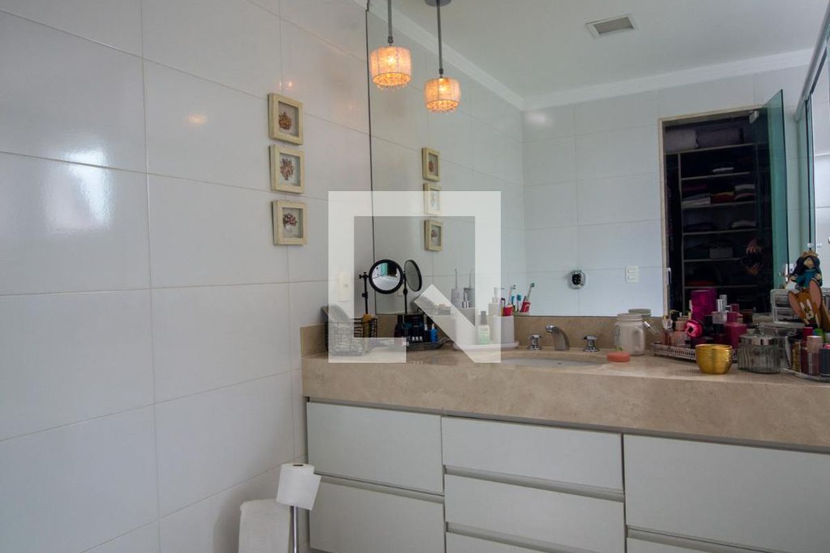 Casa, 4 quartos, 200 m² - Foto 30