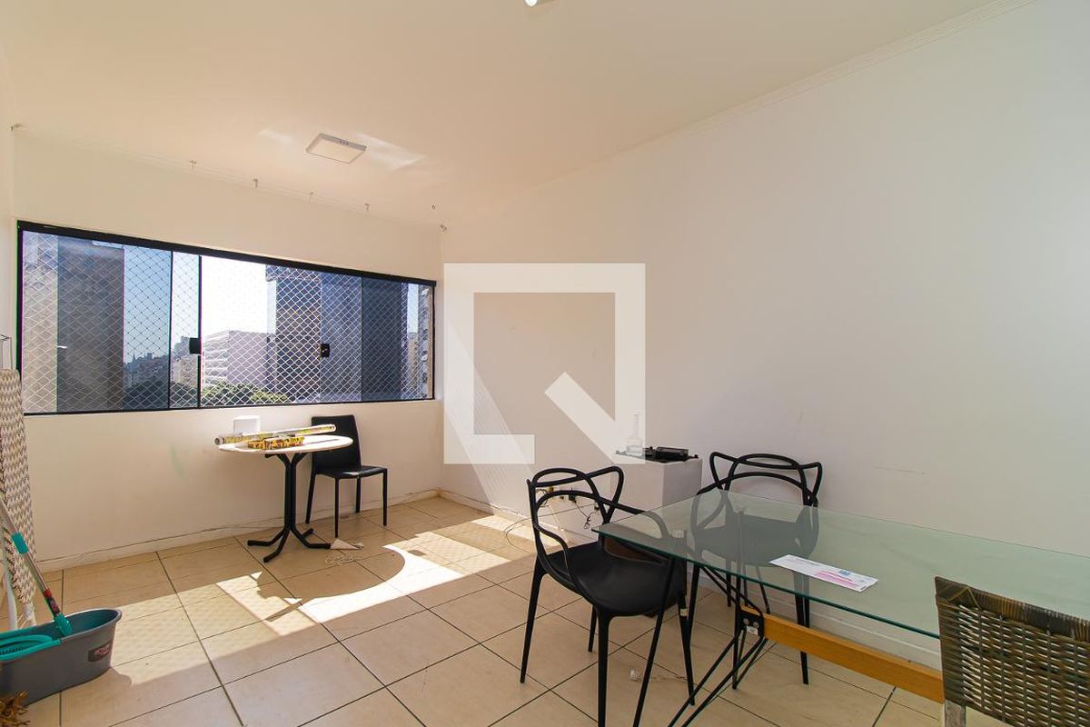 Apartamento, 2 quartos, 75 m² - Foto 2