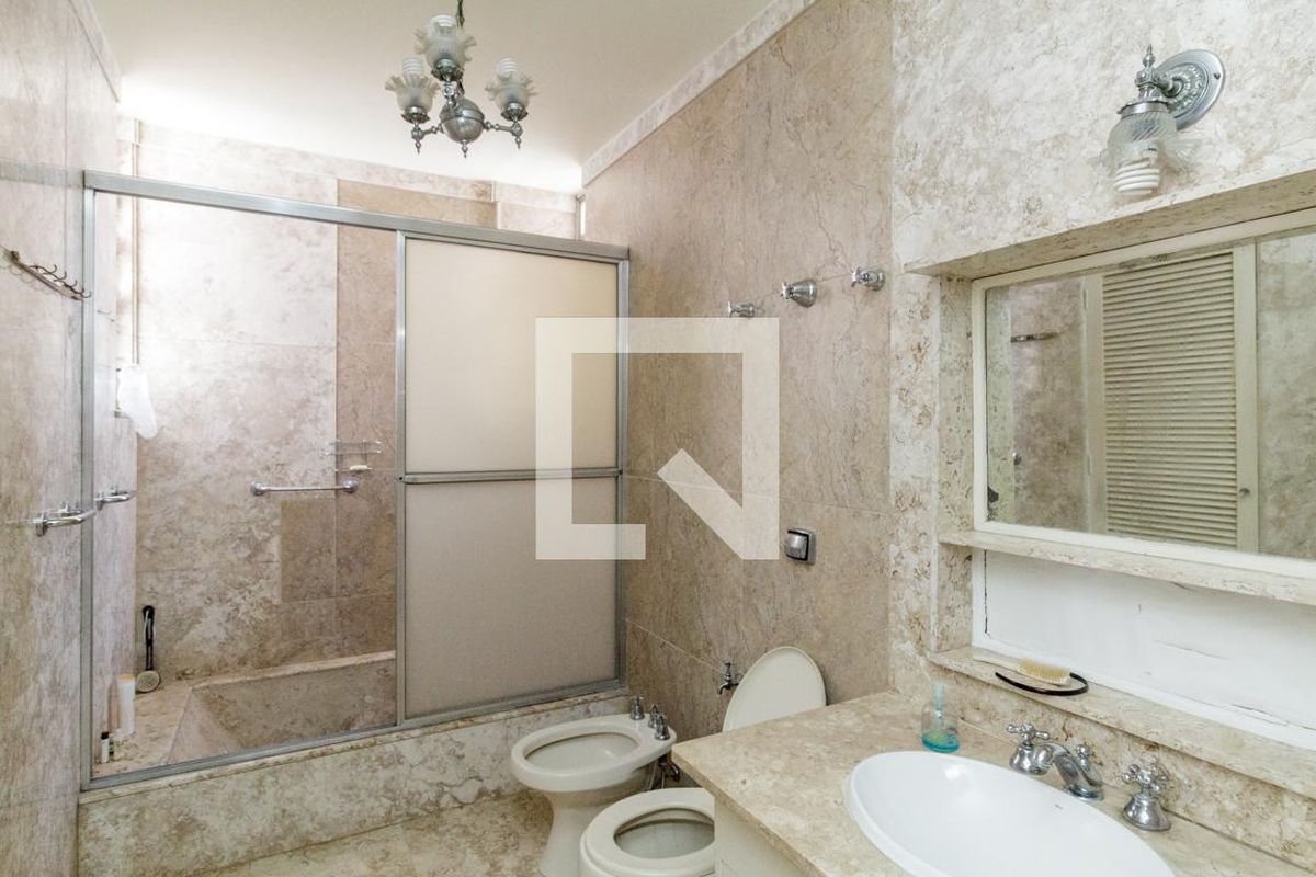 Apartamento, 3 quartos, 230 m² - Foto 47