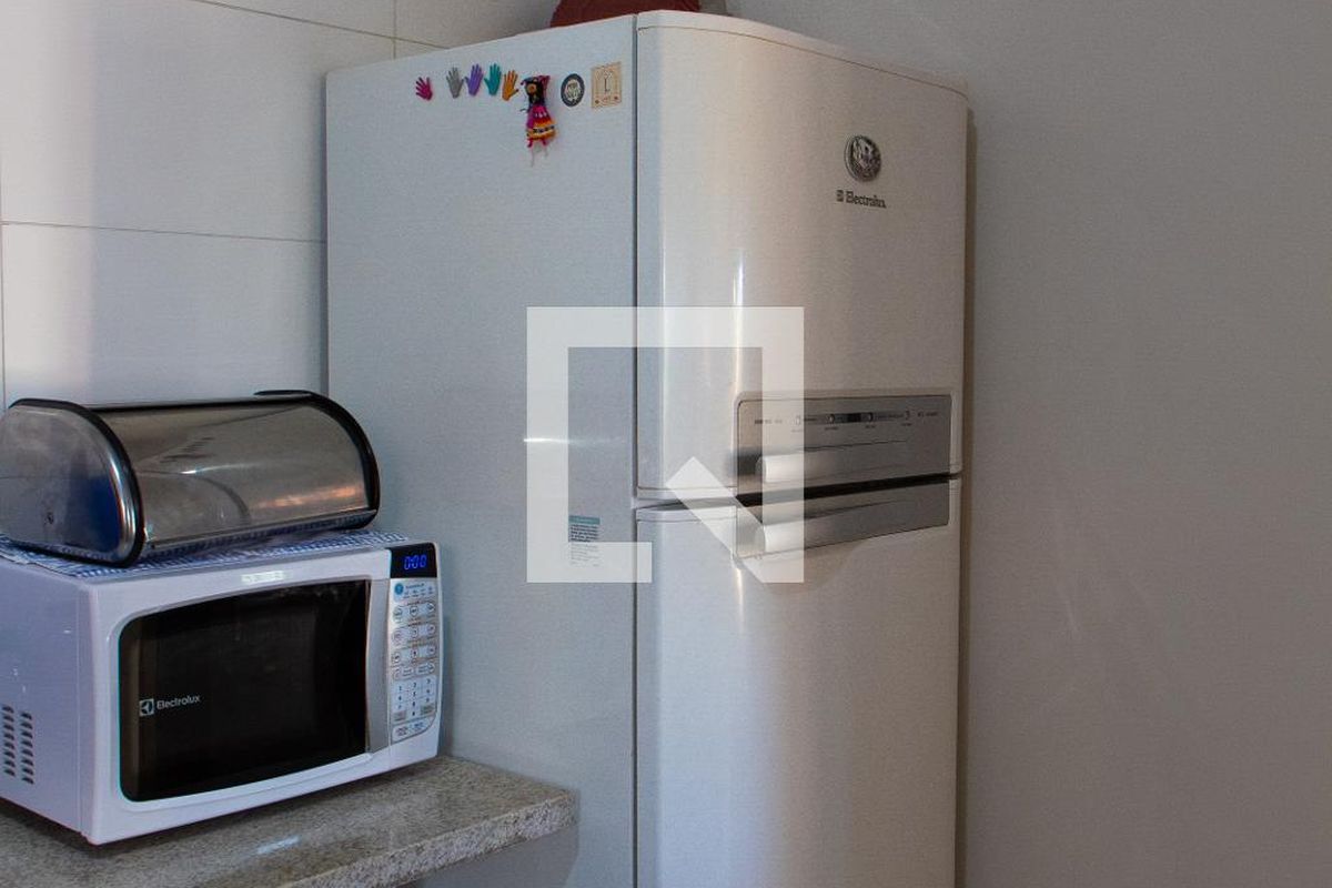 Casa à Venda - Mansões Santo Antônio, 2 Quartos,  180 m2 em , Campinas - sp | SoloBR
