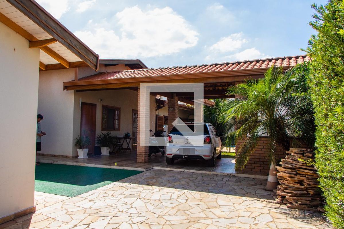 Casa à Venda - Mansões Santo Antônio, 2 Quartos,  180 m2 em , Campinas - sp | SoloBR