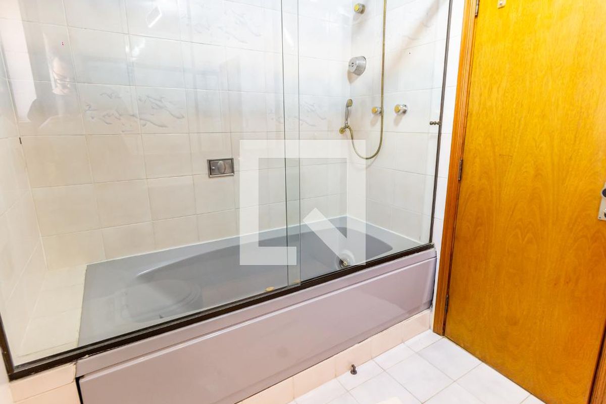 Casa, 3 quartos, 385 m² - Foto 56