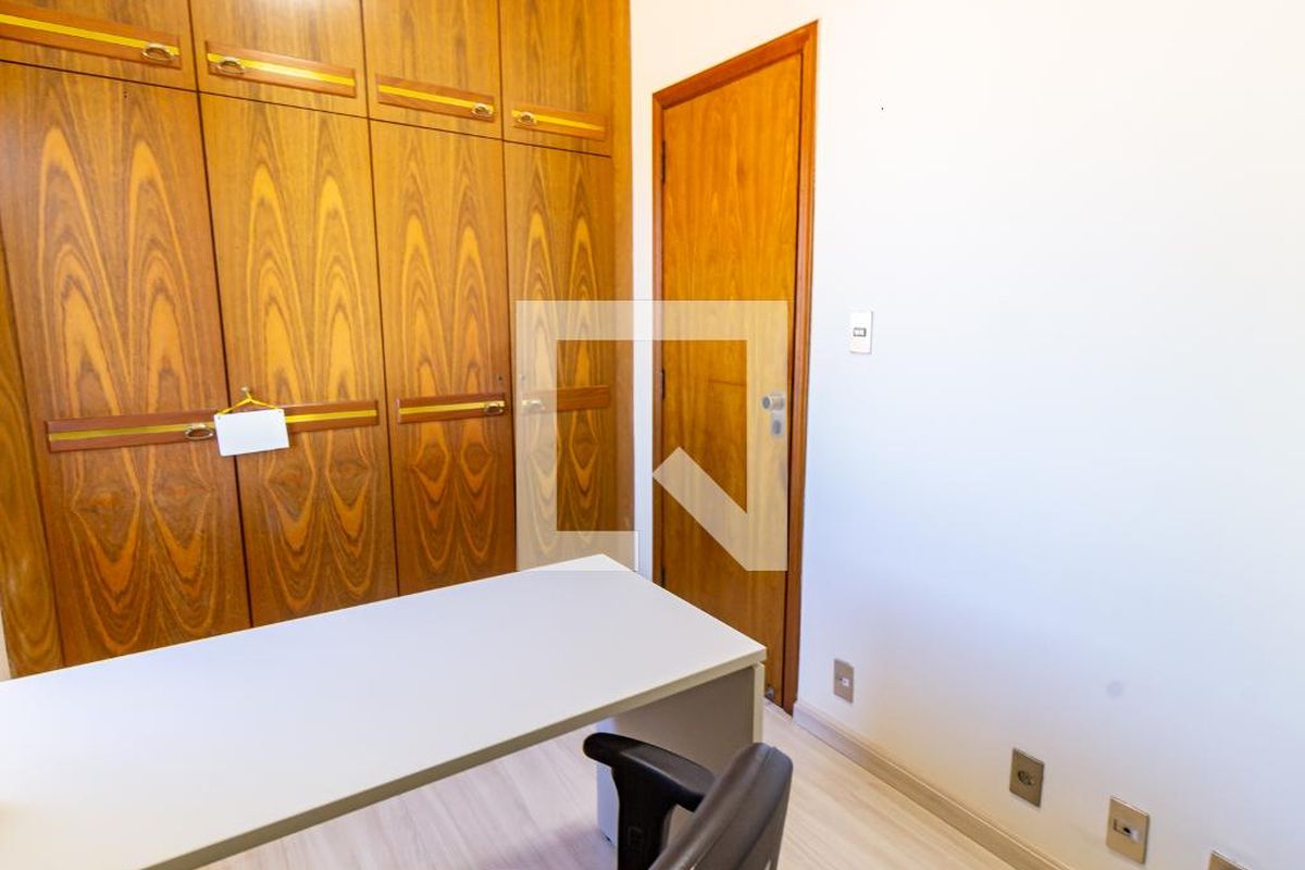 Casa, 3 quartos, 385 m² - Foto 42