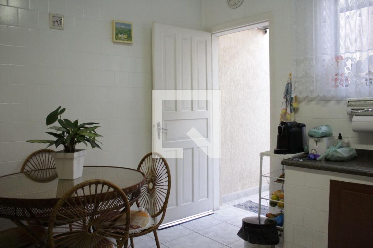 Casa, 3 quartos, 191 m² - Foto 42
