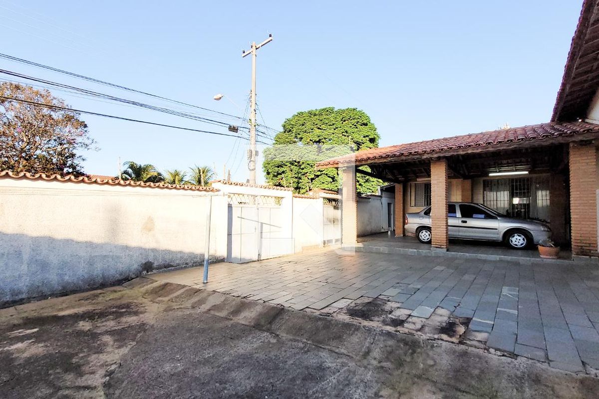 Casa à Venda - Jardim Flamboyant, 3 Quartos,  230 m2 em , Campinas - sp | SoloBR