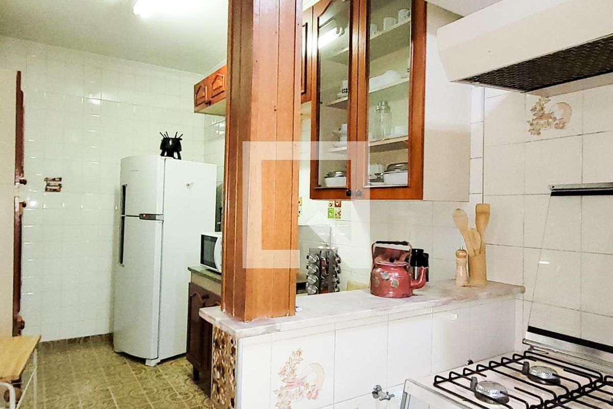 Casa à Venda - Jardim Flamboyant, 3 Quartos,  230 m2 em , Campinas - sp | SoloBR