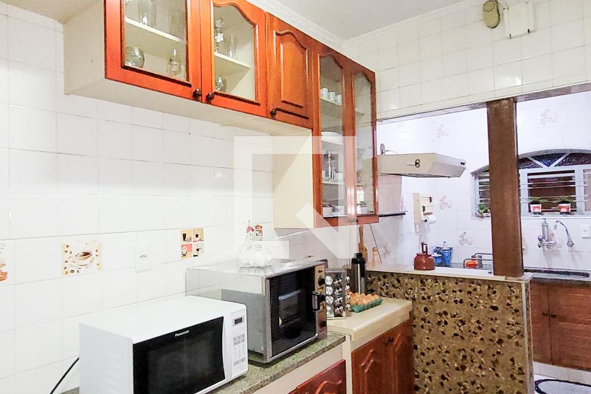 Casa à Venda - Jardim Flamboyant, 3 Quartos,  230 m2 em , Campinas - sp | SoloBR