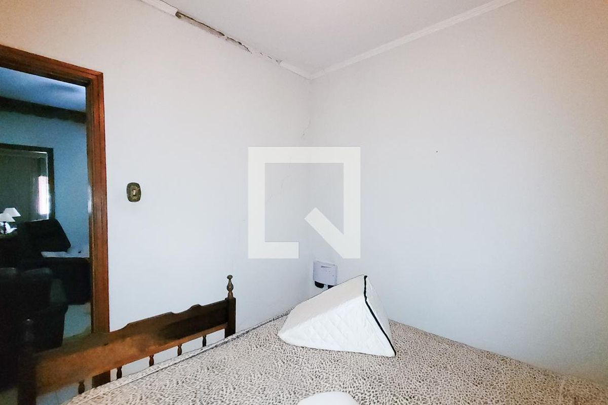 Casa à Venda - Jardim Flamboyant, 3 Quartos,  230 m2 em , Campinas - sp | SoloBR