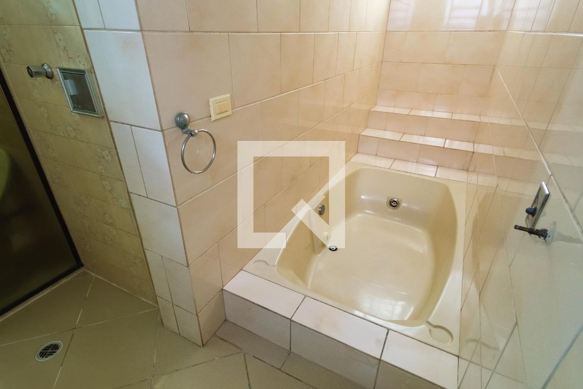 Casa, 3 quartos, 299 m² - Foto 34