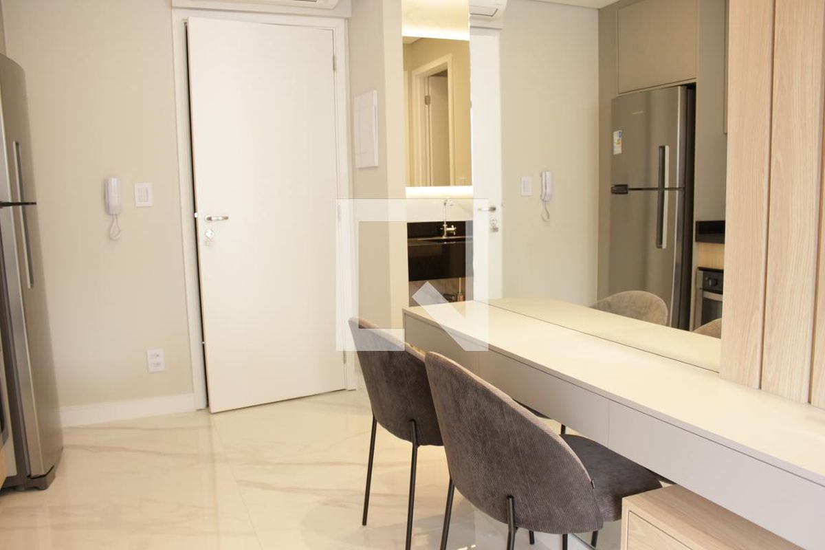 Apartamento, 1 quarto, 30 m² - Foto 2