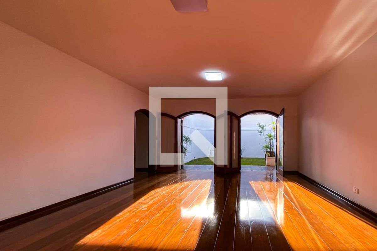 Casa, 7 quartos, 380 m² - Foto 4