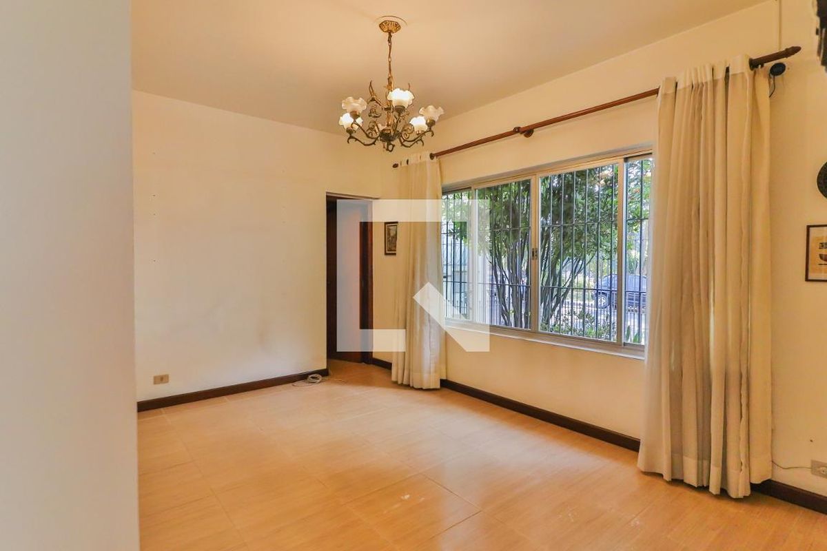 Casa, 3 quartos, 276 m² - Foto 2