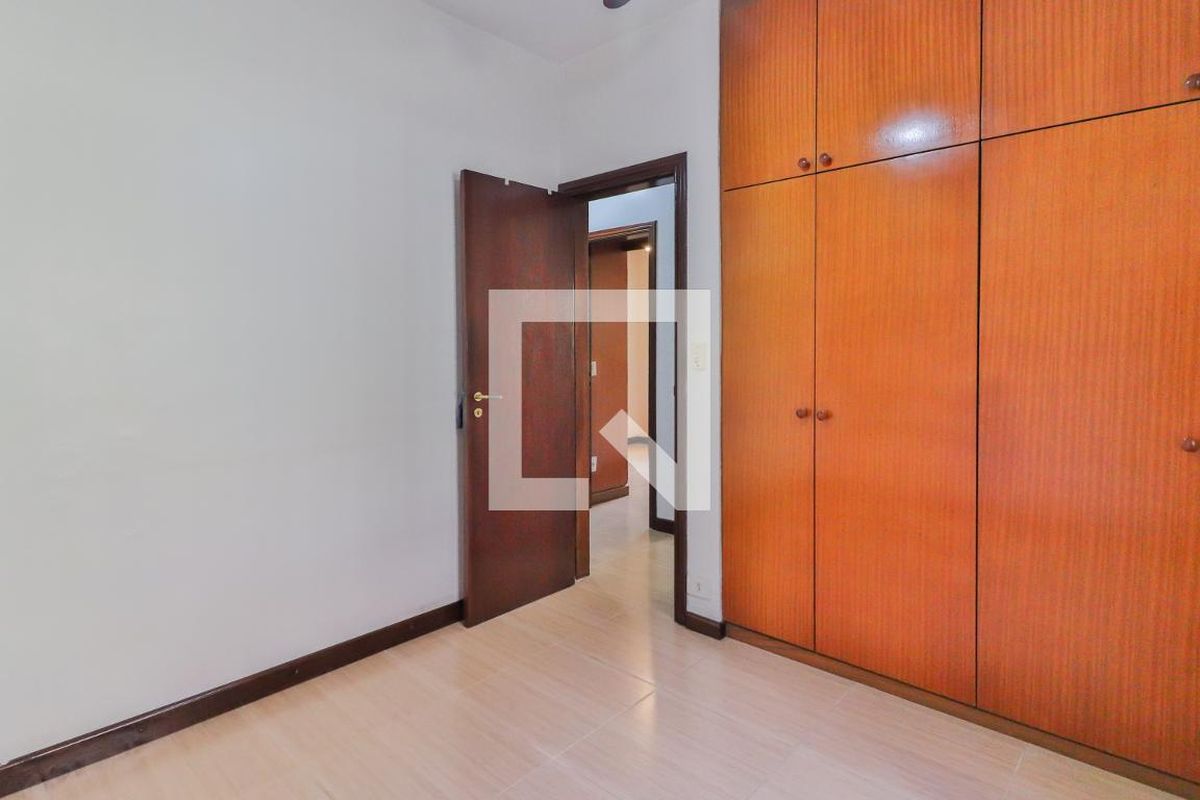 Casa, 3 quartos, 276 m² - Foto 44