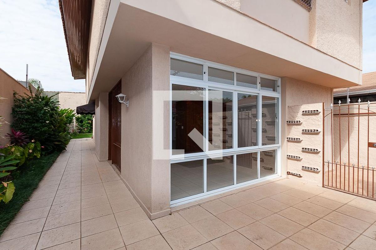 Casa, 3 quartos, 250 m² - Foto 15