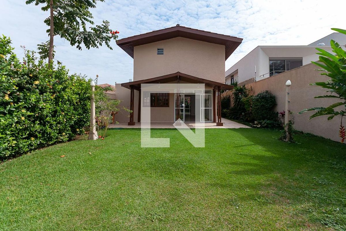 Casa, 3 quartos, 250 m² - Foto 13