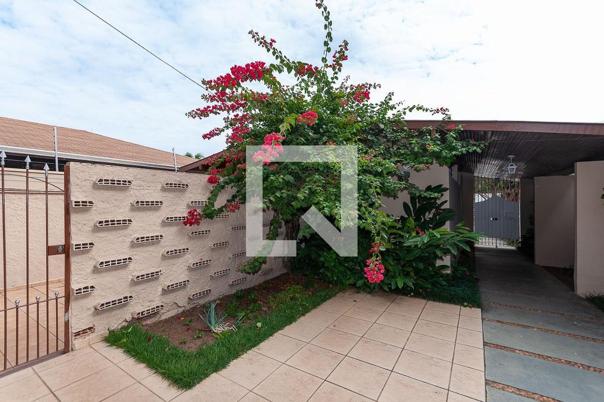 Casa, 3 quartos, 250 m² - Foto 49