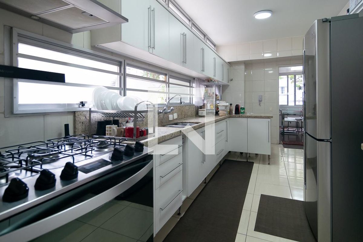 Apartamento, 3 quartos, 246 m² - Foto 87