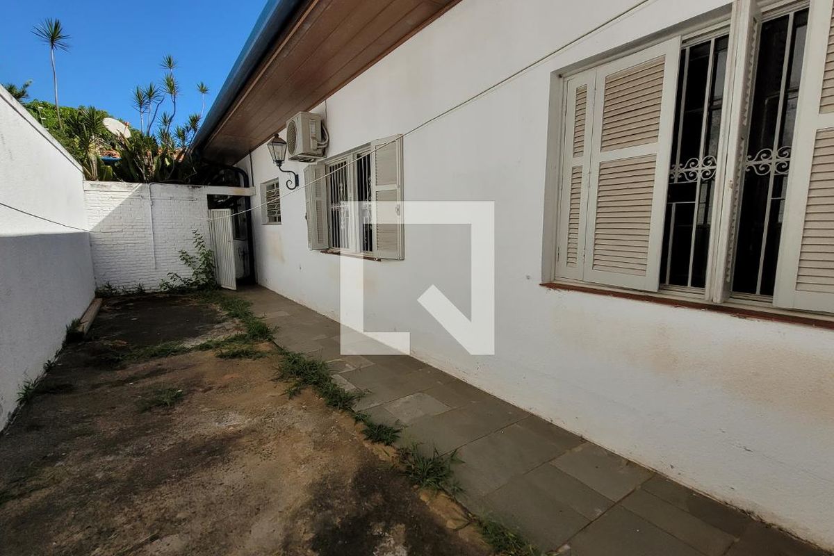 Casa à Venda - Jardim Chapadão, 4 Quartos,  280 m2 em , Campinas - sp | SoloBR