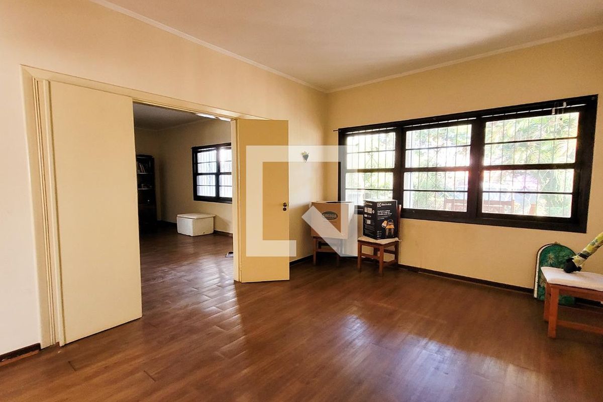 Casa à Venda - Jardim Chapadão, 4 Quartos,  280 m2 em , Campinas - sp | SoloBR