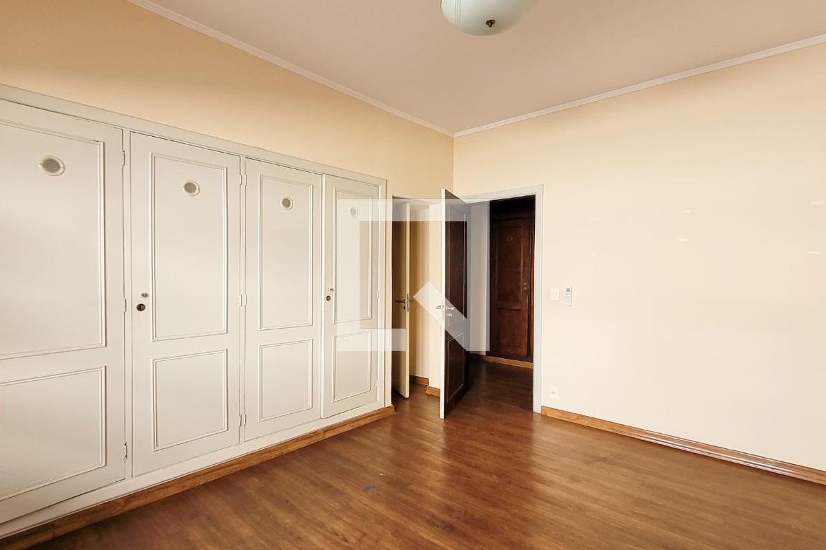Casa à Venda - Jardim Chapadão, 4 Quartos,  280 m2 em , Campinas - sp | SoloBR