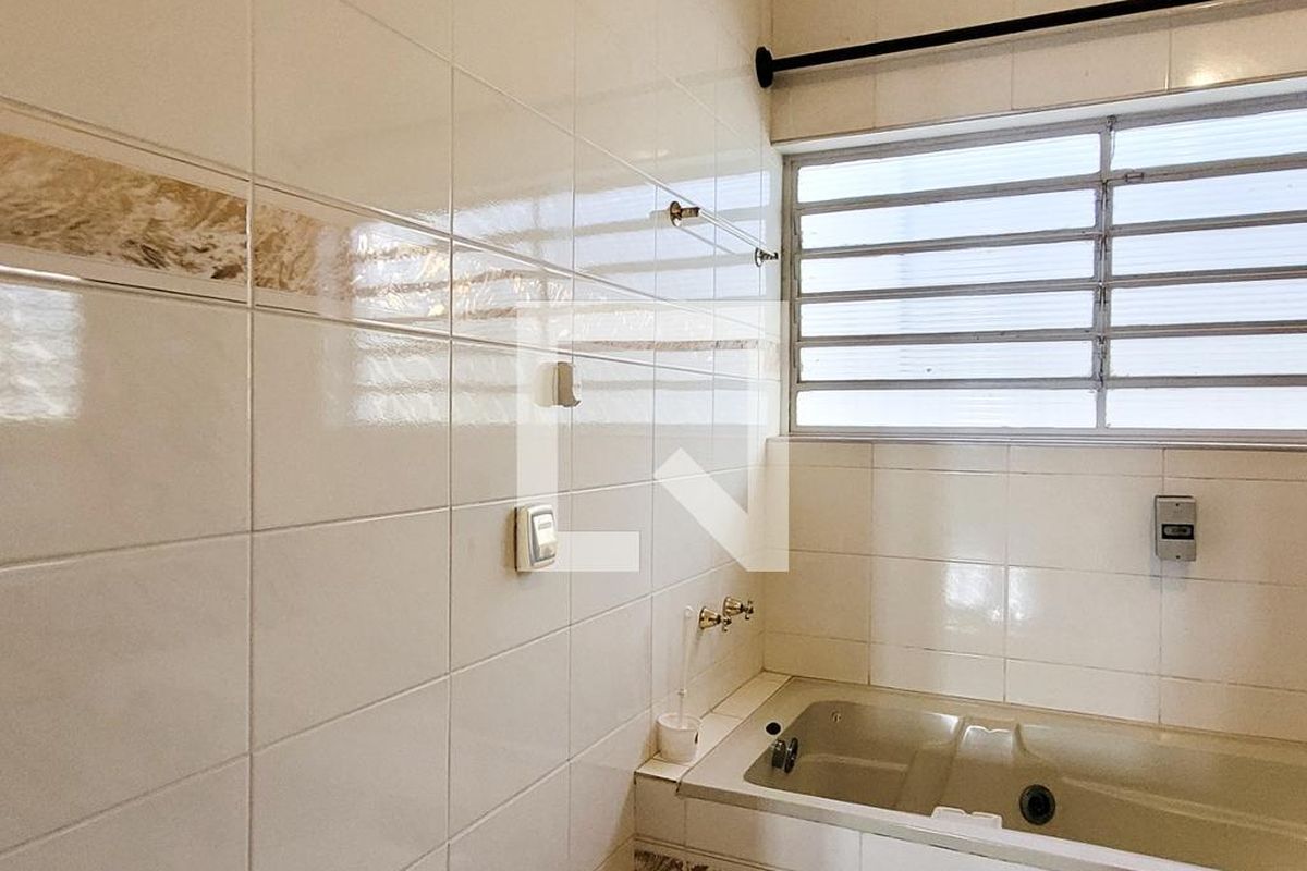 Casa à Venda - Jardim Chapadão, 4 Quartos,  280 m2 em , Campinas - sp | SoloBR