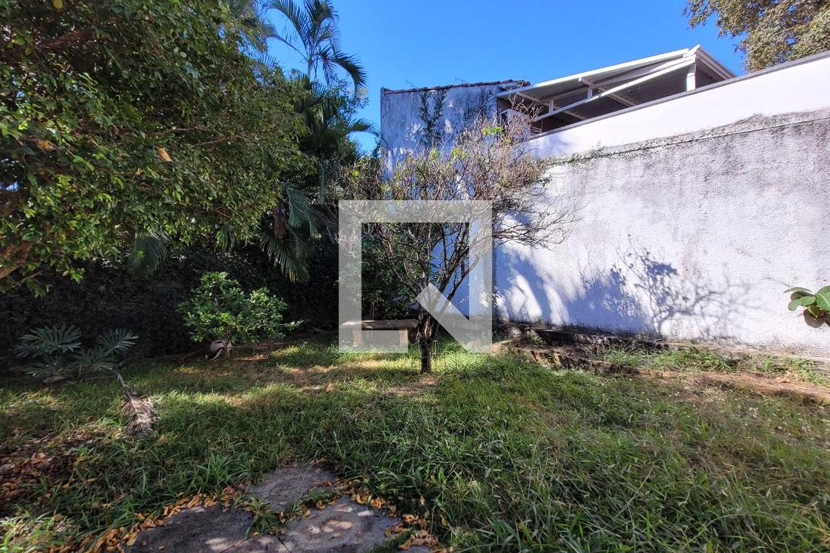 Casa à Venda - Jardim Chapadão, 4 Quartos,  280 m2 em , Campinas - sp | SoloBR
