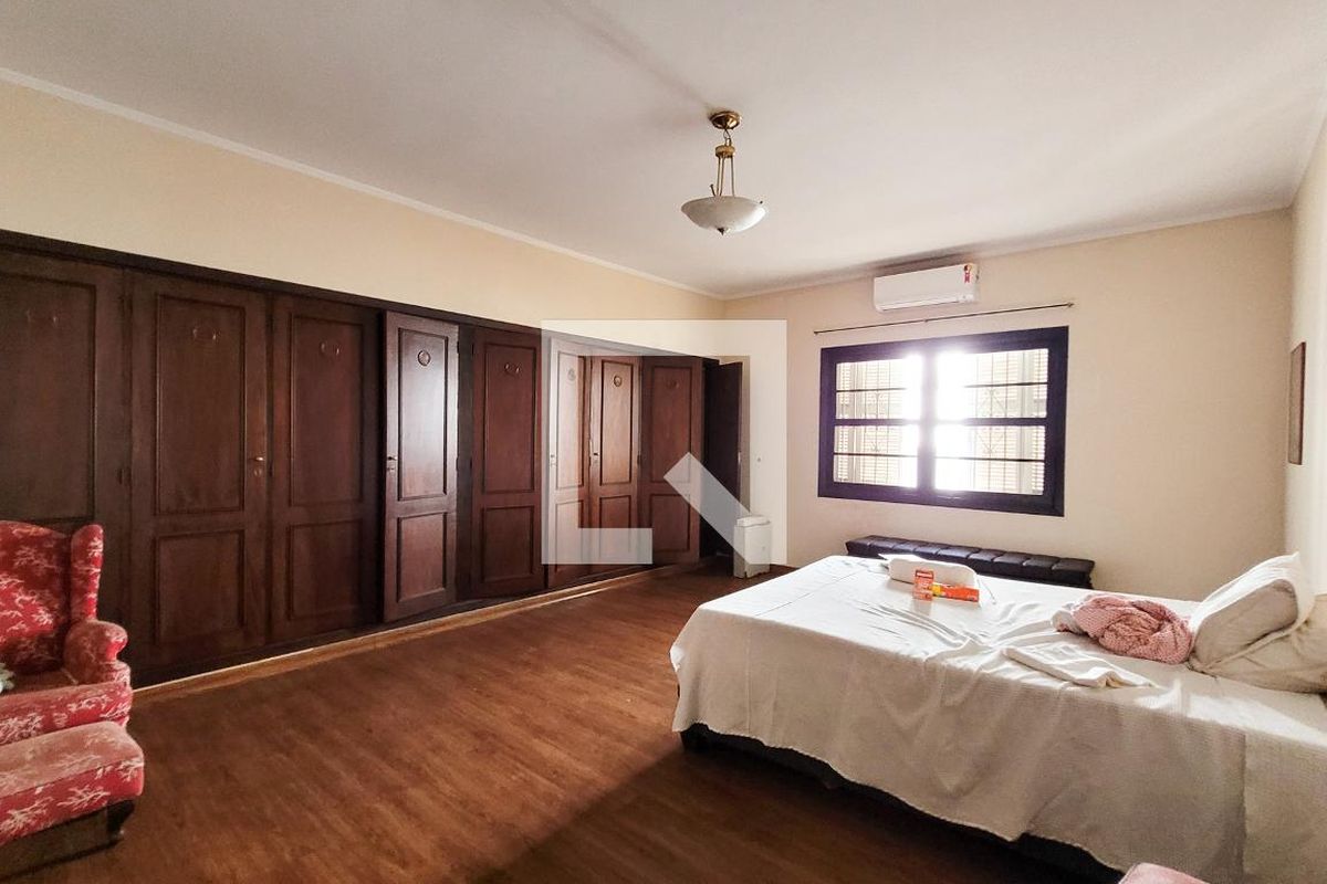 Casa à Venda - Jardim Chapadão, 4 Quartos,  280 m2 em , Campinas - sp | SoloBR