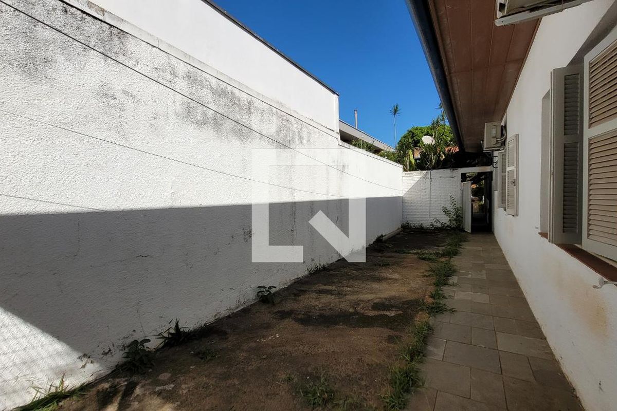 Casa à Venda - Jardim Chapadão, 4 Quartos,  280 m2 em , Campinas - sp | SoloBR