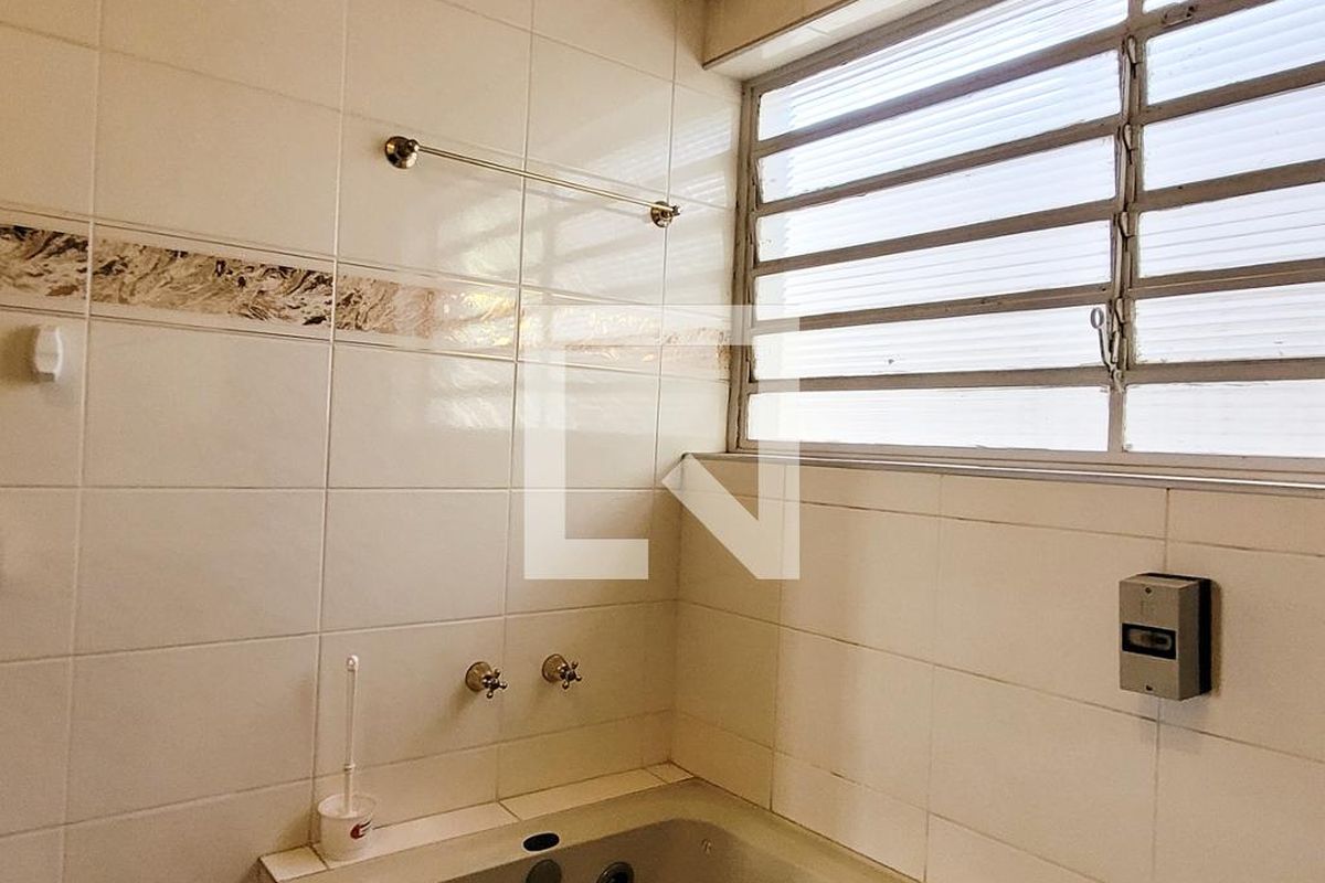 Casa à Venda - Jardim Chapadão, 4 Quartos,  280 m2 em , Campinas - sp | SoloBR