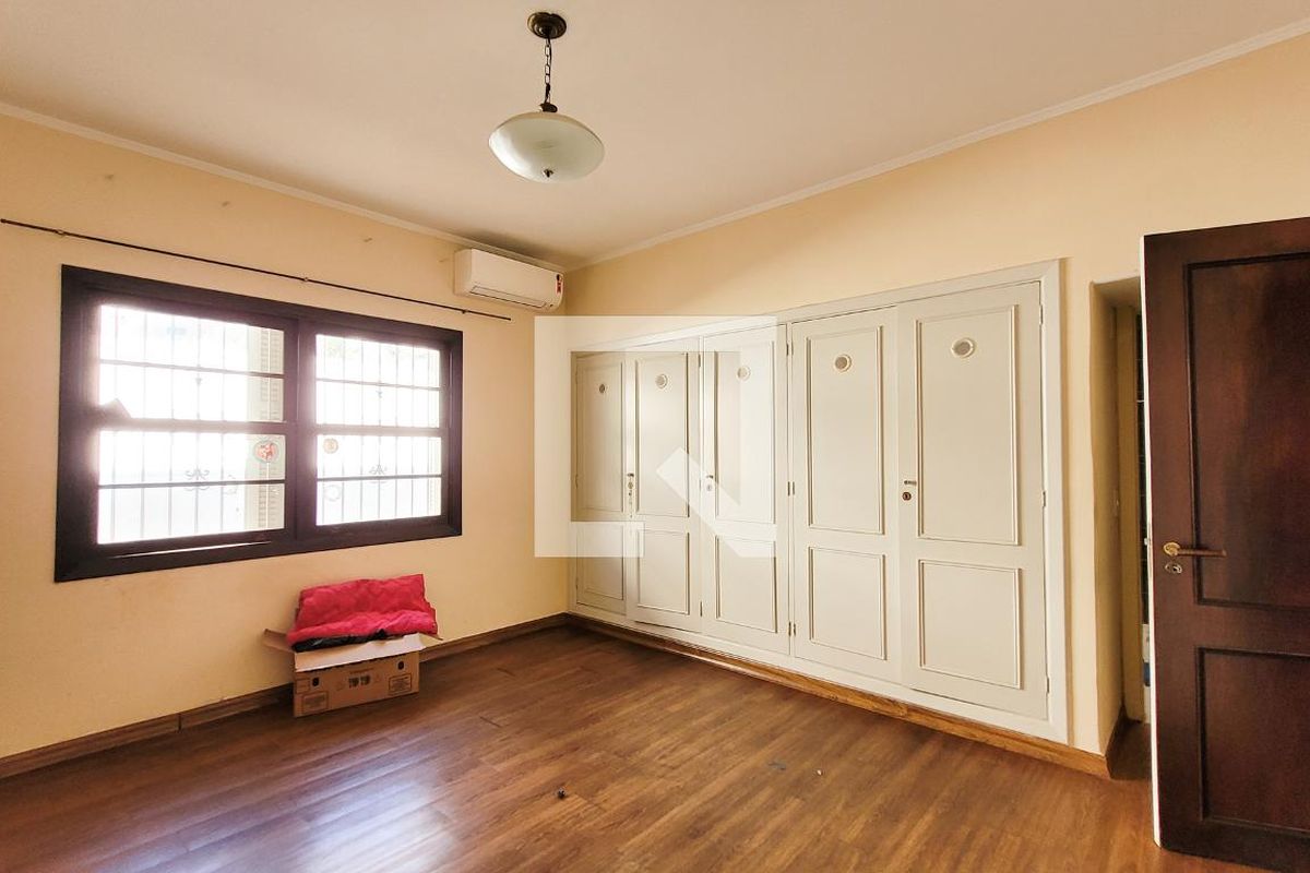 Casa à Venda - Jardim Chapadão, 4 Quartos,  280 m2 em , Campinas - sp | SoloBR