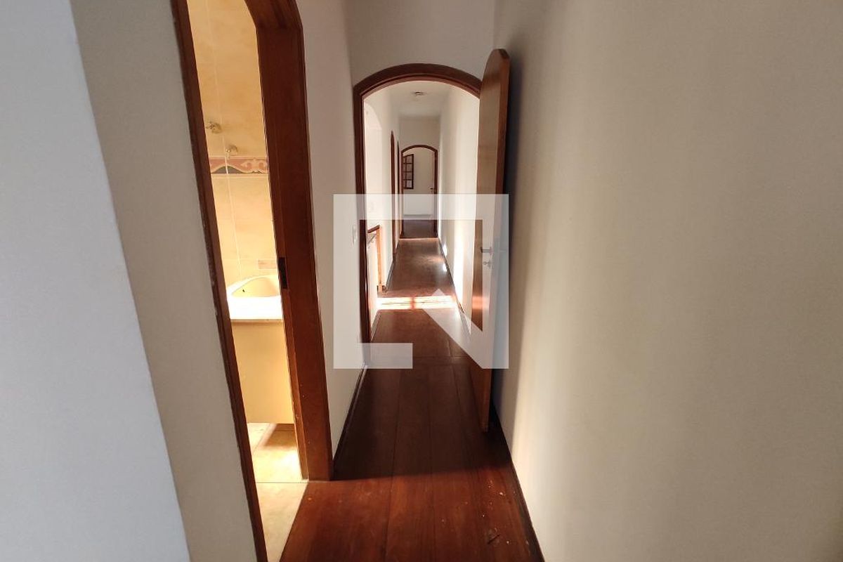 Casa, 3 quartos, 214 m² - Foto 96