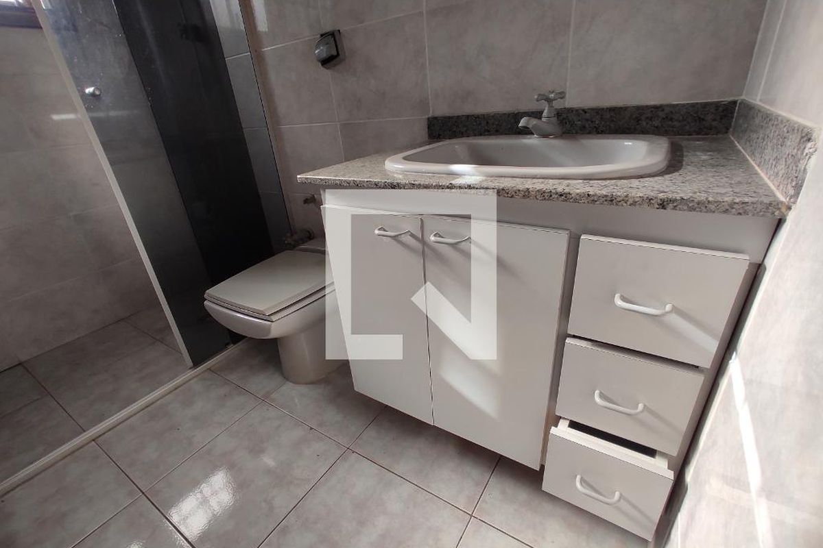 Casa, 3 quartos, 214 m² - Foto 48
