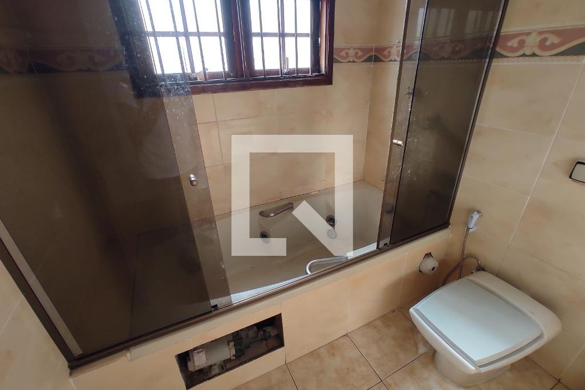 Casa, 3 quartos, 214 m² - Foto 92