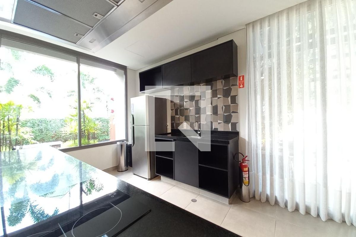 Apartamento à Venda - Cambuí, 1 Quarto,  40 m2 em , Campinas - sp | SoloBR
