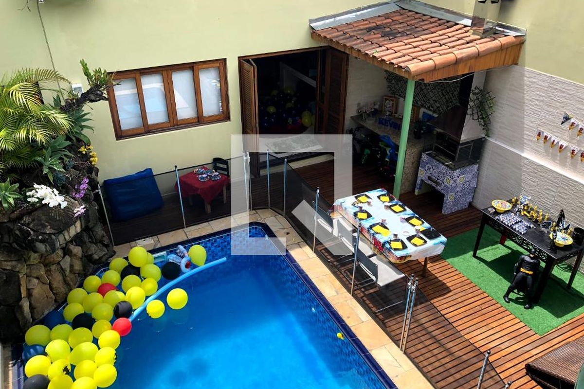 Casa, 4 quartos, 259 m² - Foto 4