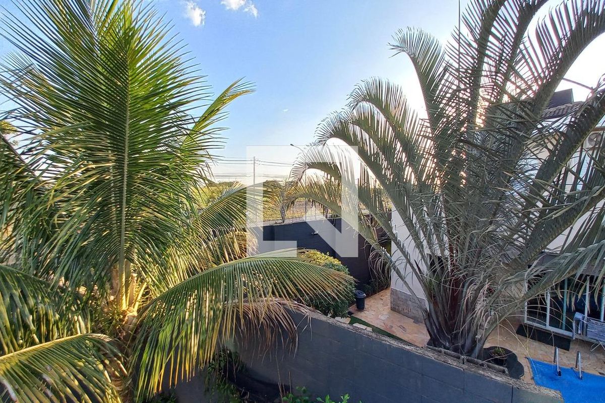 Casa à Venda - Swiss Park, 3 Quartos,  345 m2 em , Campinas - sp | SoloBR
