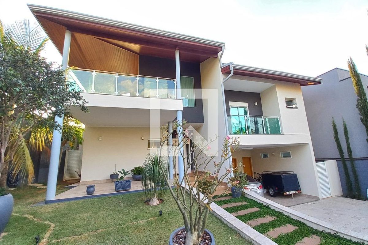 Casa à Venda - Swiss Park, 3 Quartos,  345 m2 em , Campinas - sp | SoloBR