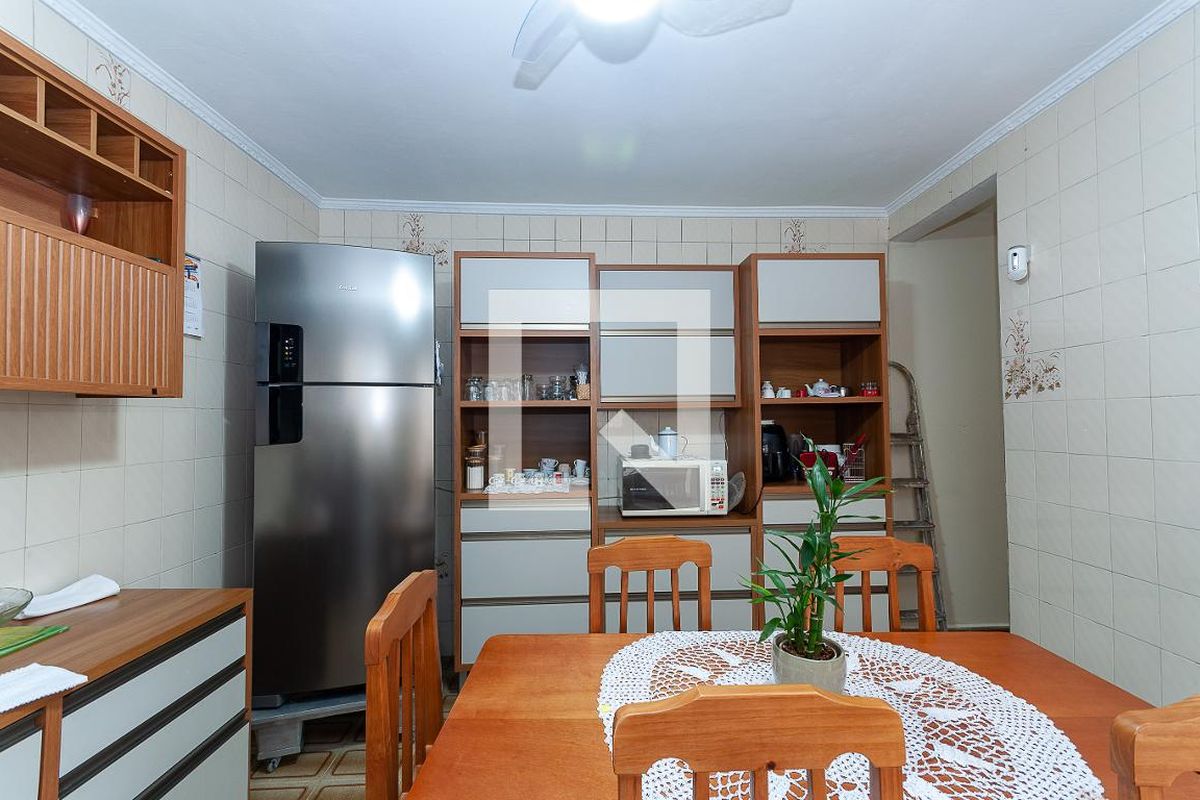 Casa, 2 quartos, 250 m² - Foto 40