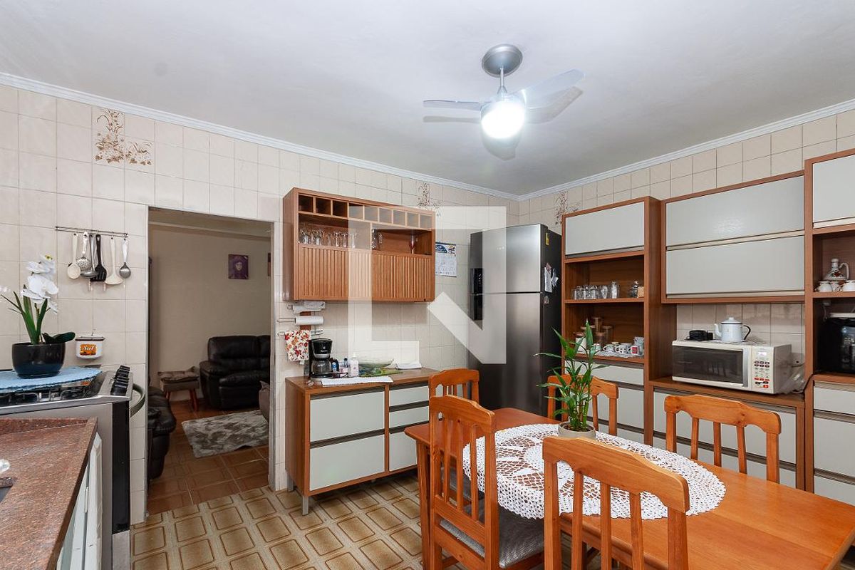 Casa, 2 quartos, 250 m² - Foto 44