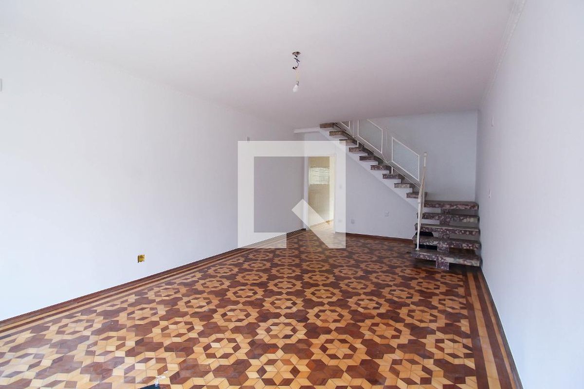 Casa, 3 quartos, 180 m² - Foto 2