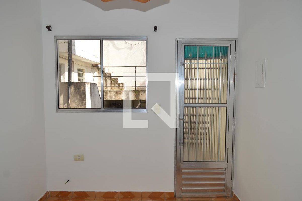 Casa, 2 quartos, 70 m² - Foto 2