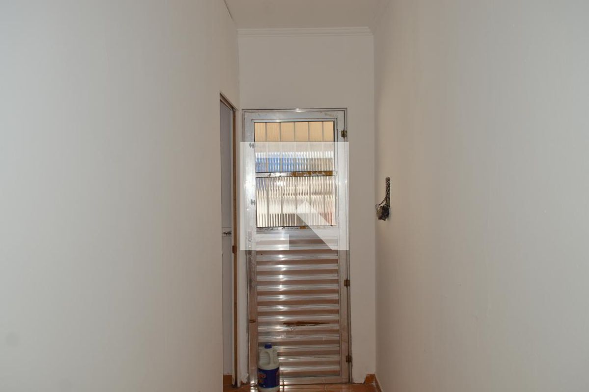 Casa, 2 quartos, 80 m² - Foto 2