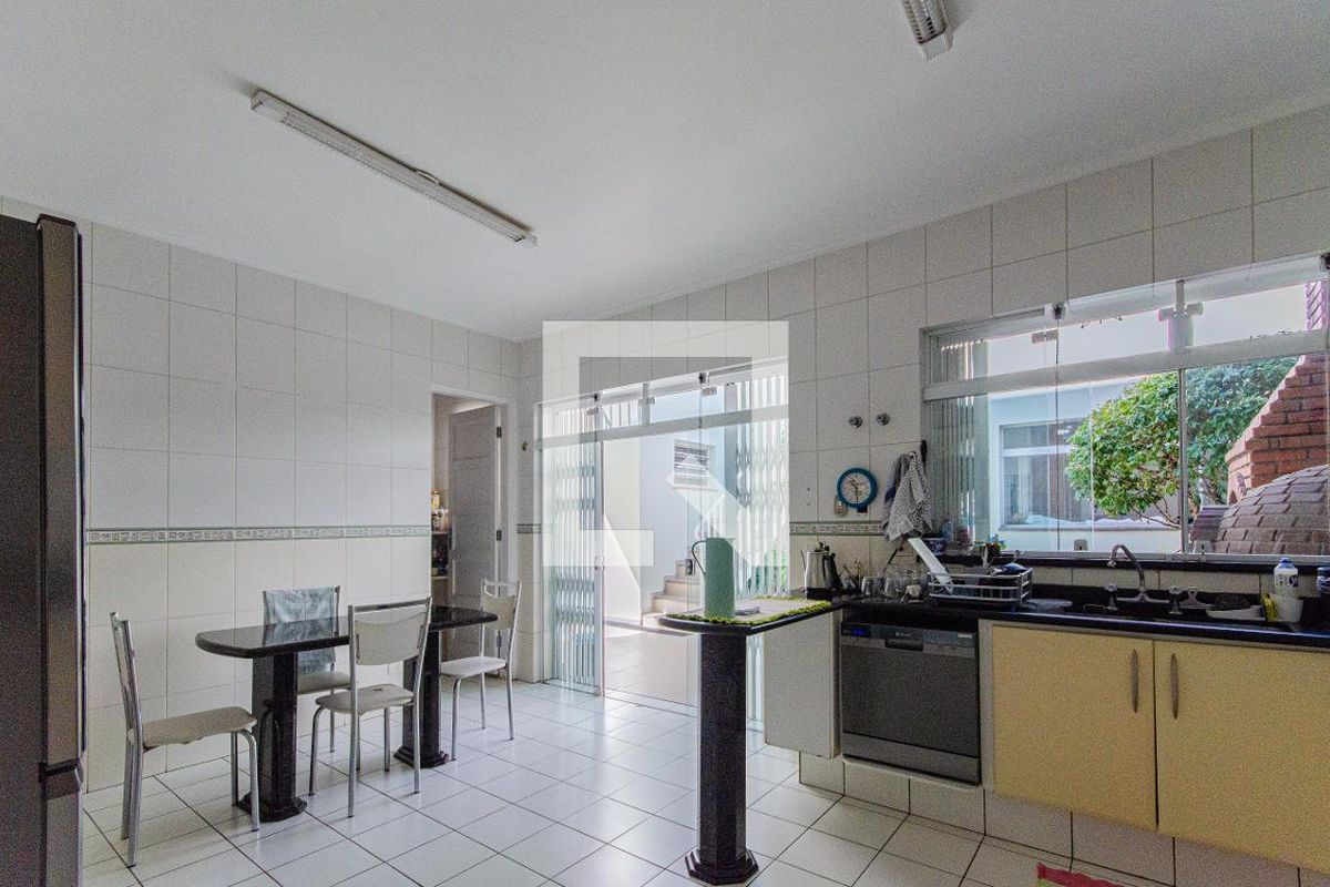 Casa, 3 quartos, 280 m² - Foto 40