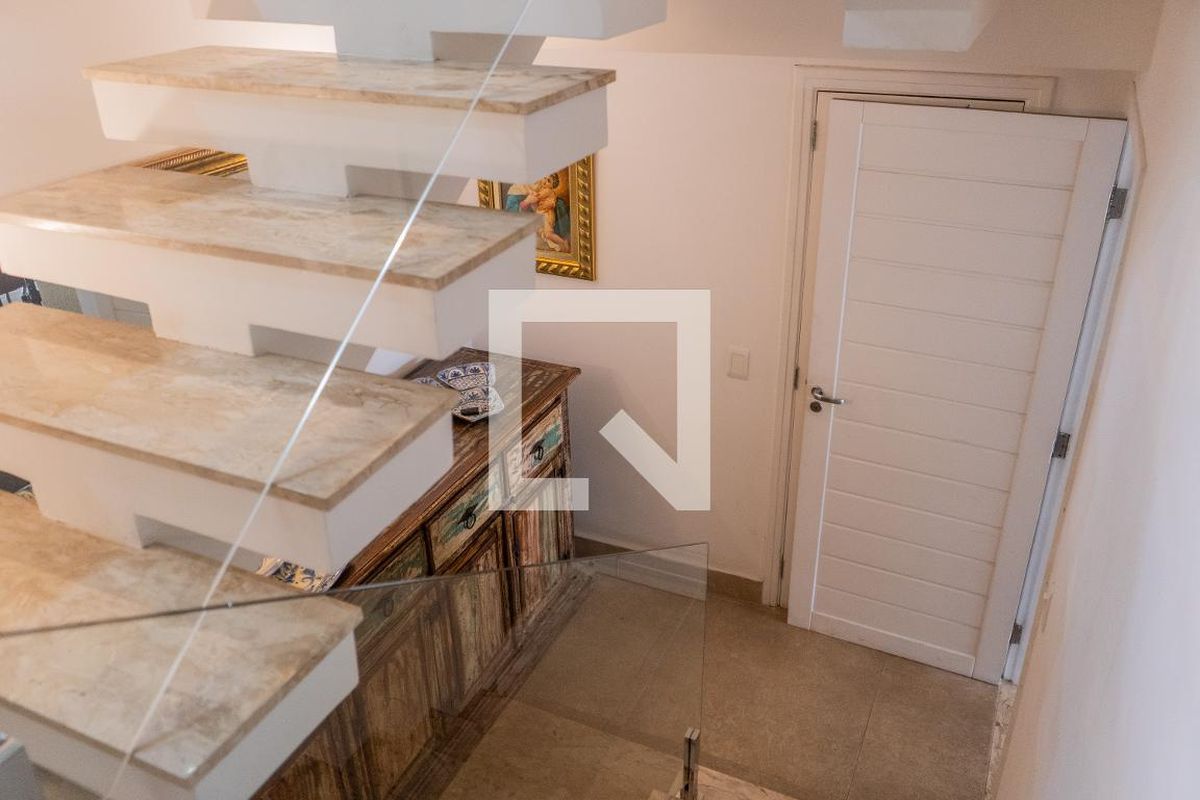 Casa, 5 quartos, 300 m² - Foto 266