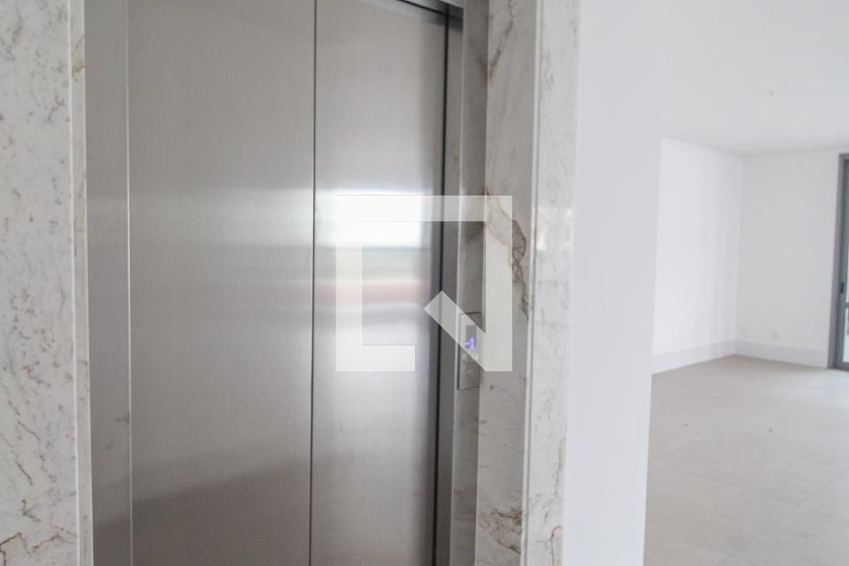 Apartamento à Venda - Cambuí, 4 Quartos,  316 m2 em , Campinas - sp | SoloBR