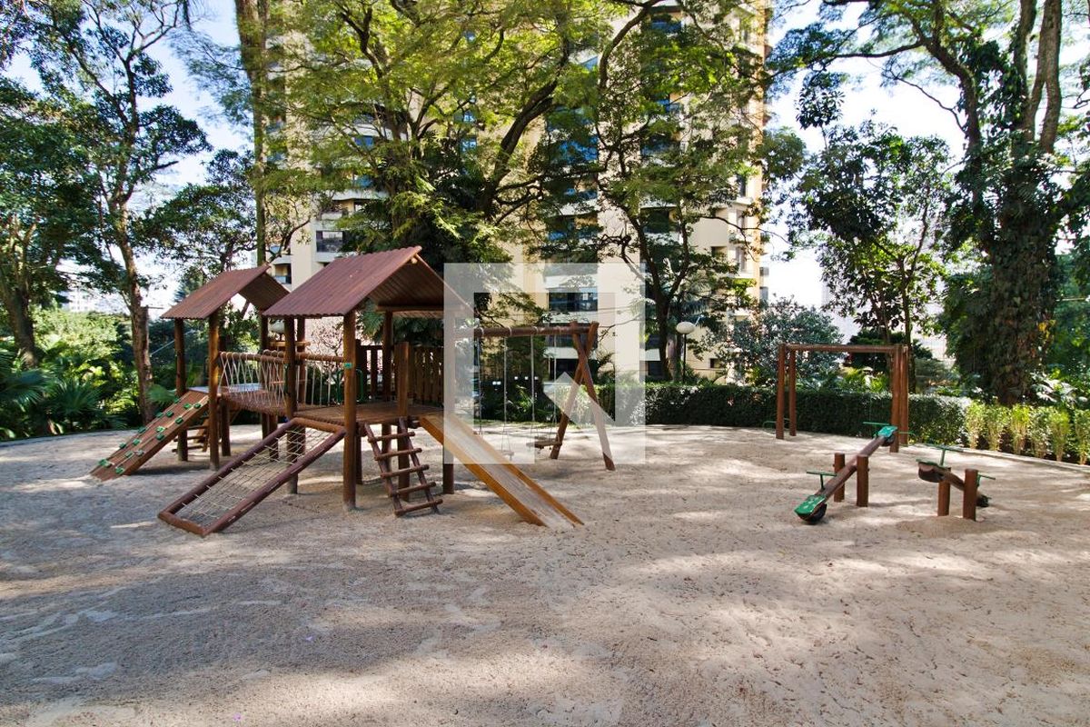 Apartamento, 3 quartos, 236 m² - Foto 129