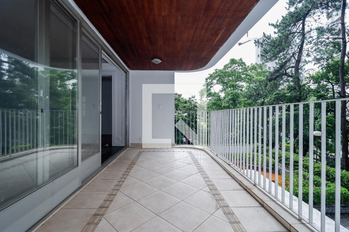 Apartamento, 3 quartos, 236 m² - Foto 15